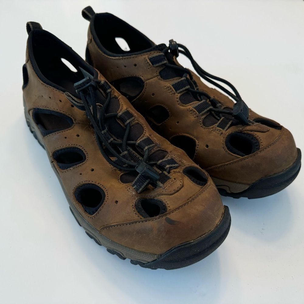 Duluth Trading Co Wild Boar Oiled Leather Sandals Brown 10 Wide 10W Adjustable - Picture 4 of 11